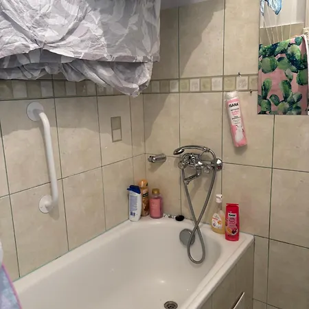 Urokliwa Kawalerka W Centrum Miasta